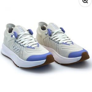 Saysh Women's The Felix Running new in box